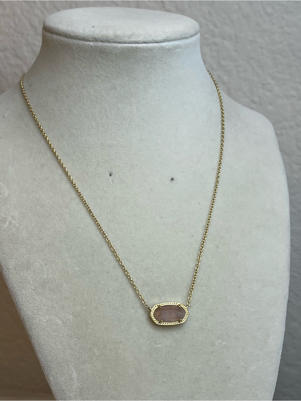 Kendra Scott Elisa Pendant pink and gold